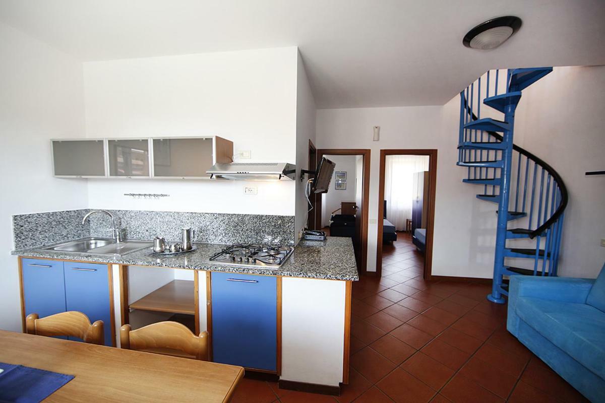 Aparthotel Elba Vip Porto Azzurro Exterior foto