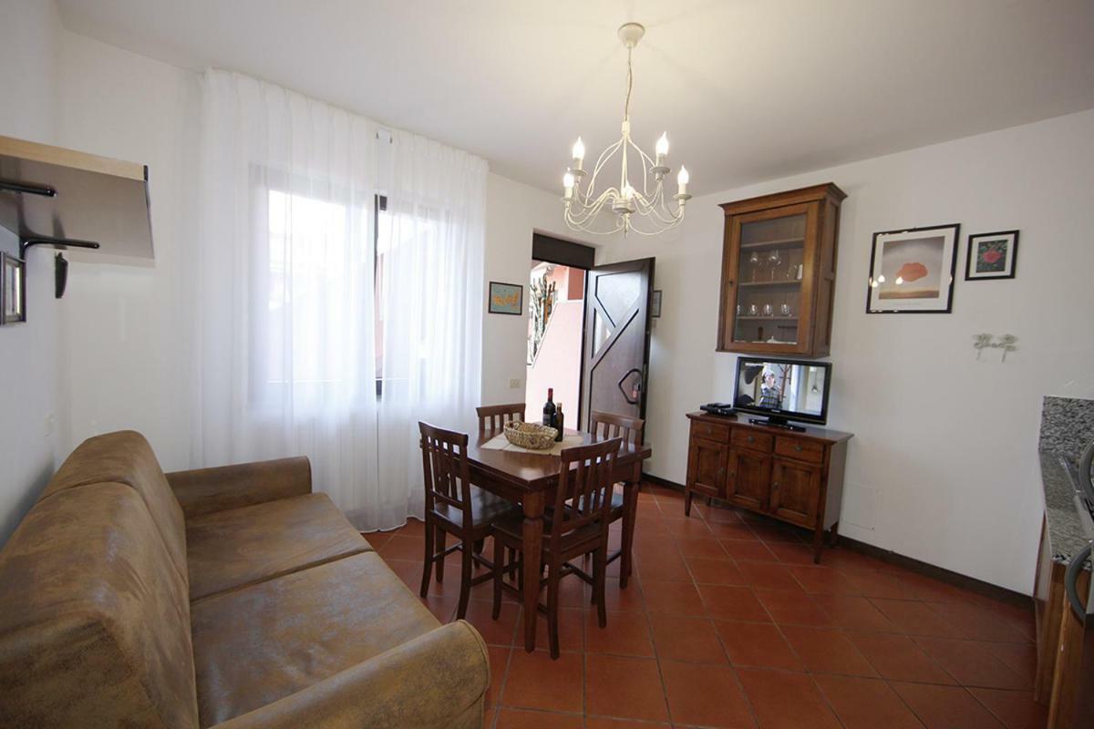 Aparthotel Elba Vip Porto Azzurro Exterior foto
